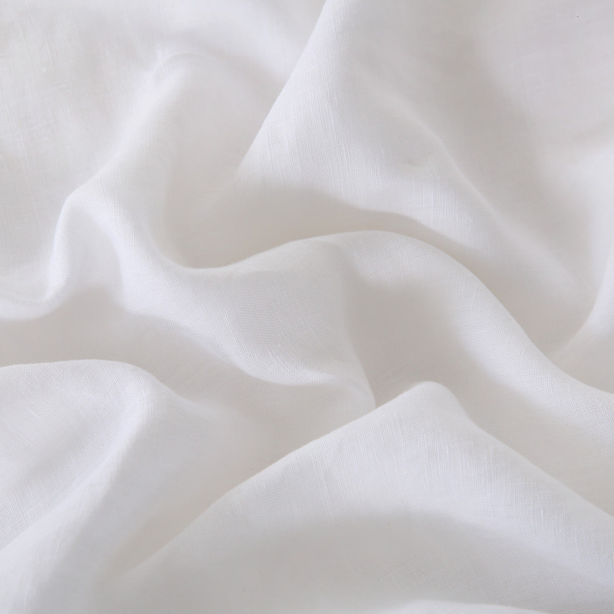 Elevate Your Sleep Experience with the Luxurious Linova White French Linen Bedding Collection