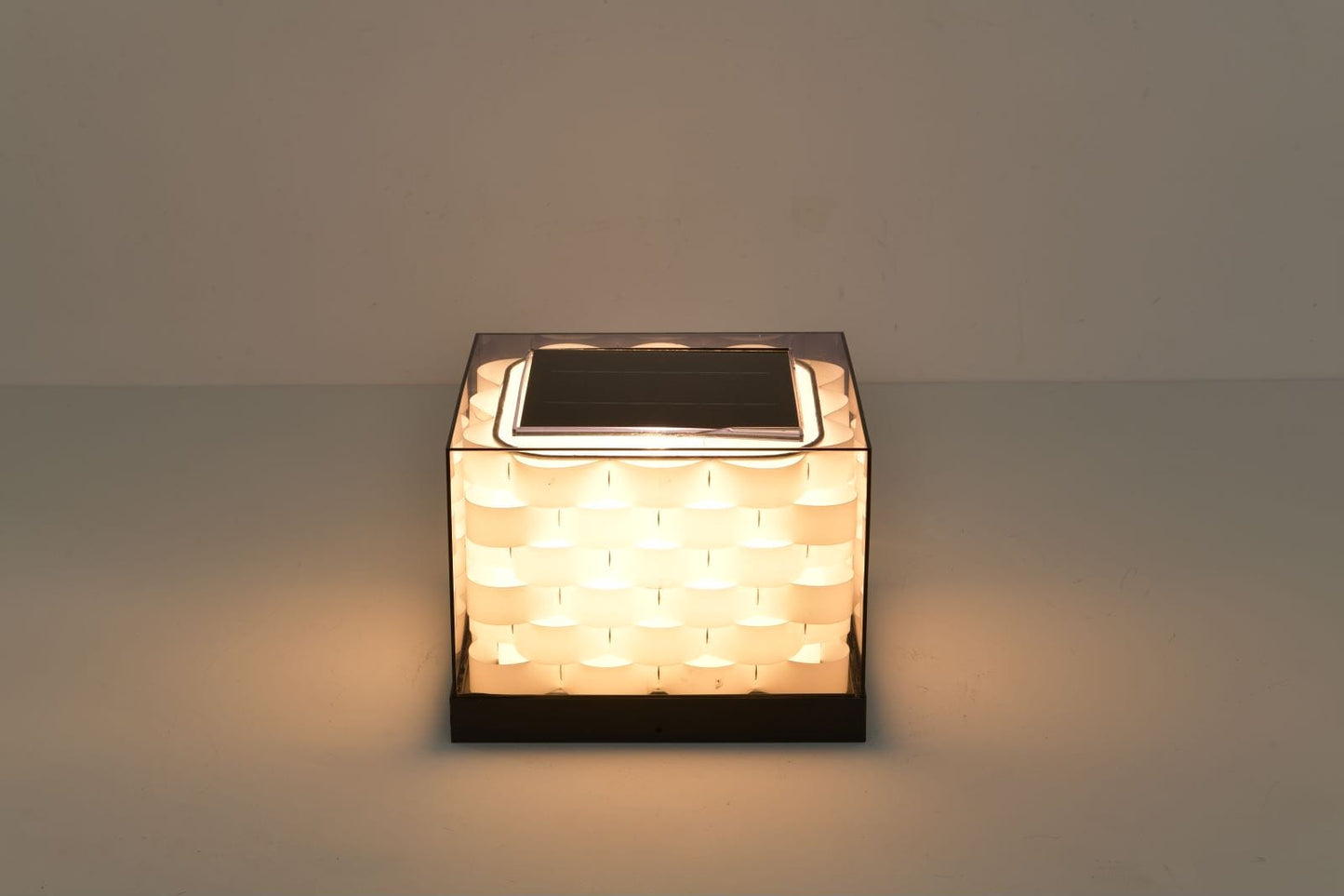 Cubed Weave Outdoor Light (Solar)