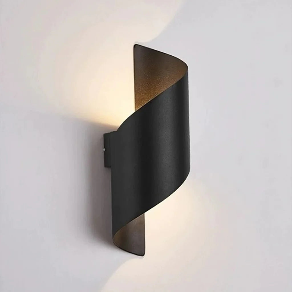 Black Twist Light fixture