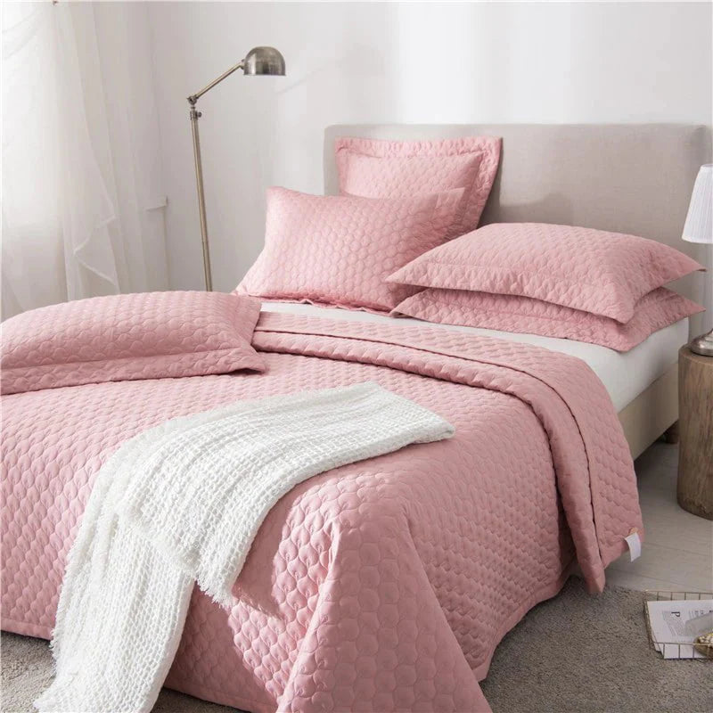 Clara Coverlet Set