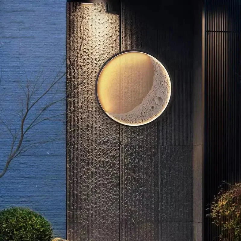 Luna Crescent Light