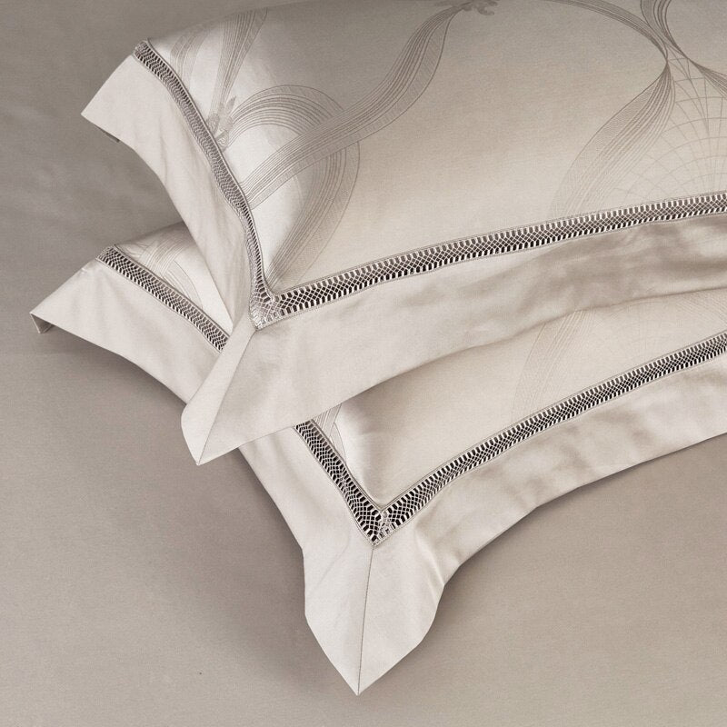 Luxurious Avida Vintage Jacquard Bedding Set Crafted from Egyptian Cotton