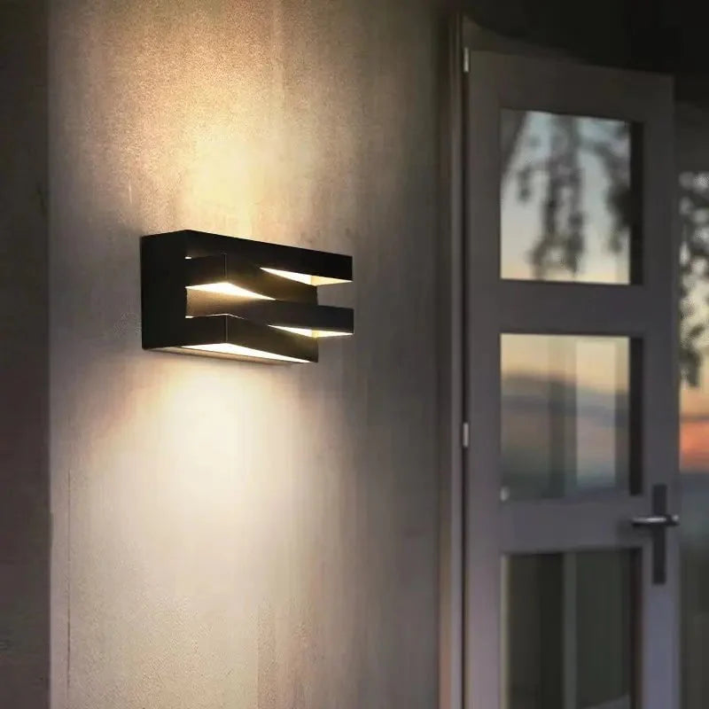 Ziggy Zag Light - Outdoor Wall Lighting Fixture