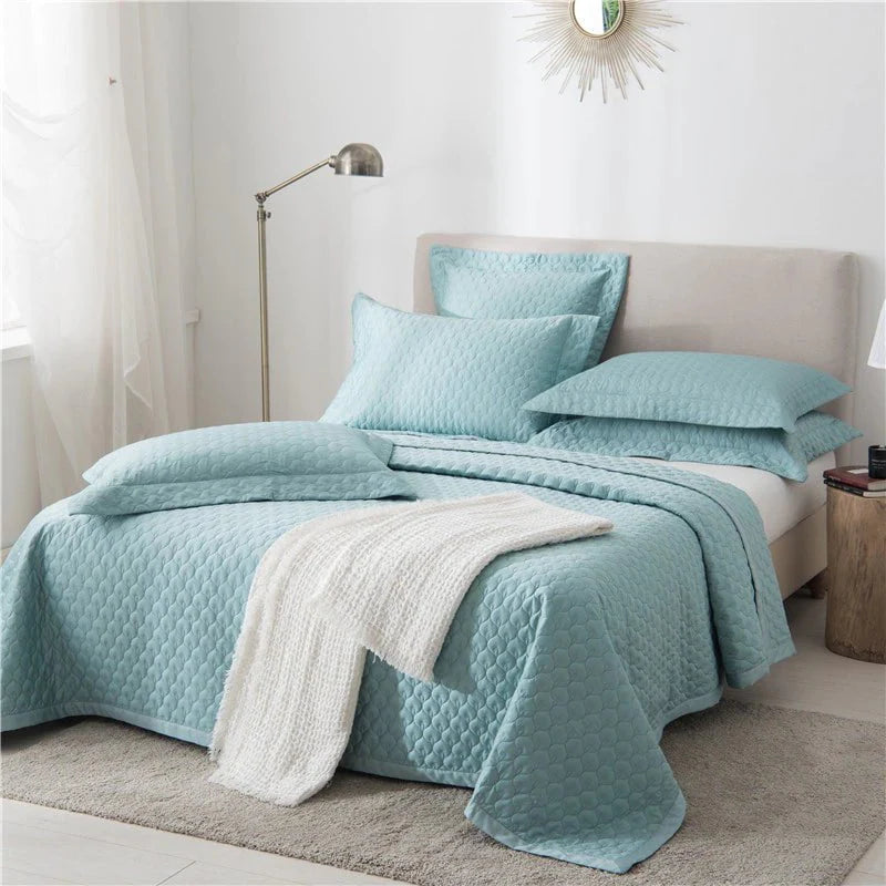 Clara Coverlet Set