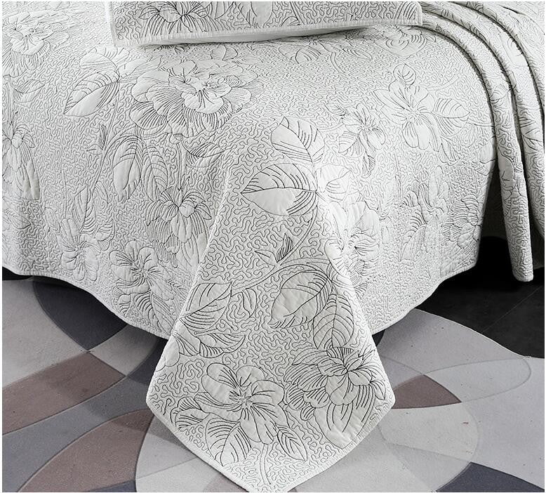 Amberly Floral Coverlet Set