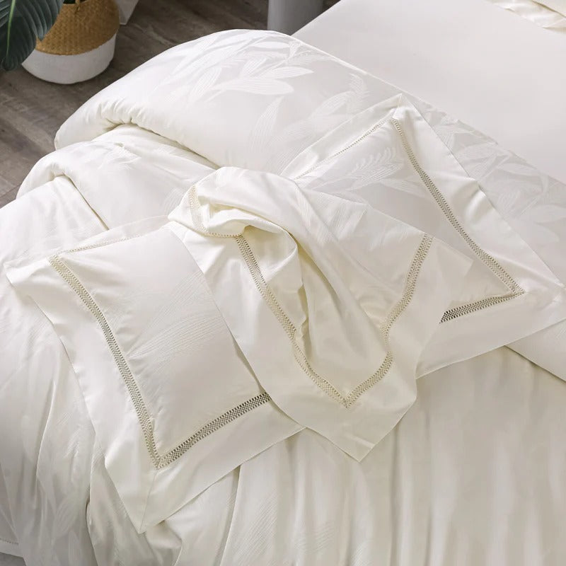 Luxurious Pagonia Vintage Jacquard Bedding Set in Premium Egyptian Cotton