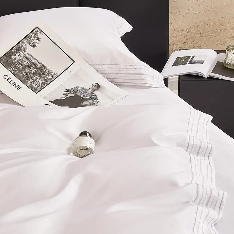 Luxxe White Duvet Cover Set (Egyptian Cotton)